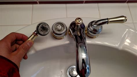 How to fix a leaking bathroom faucet handle (replacing a stem。